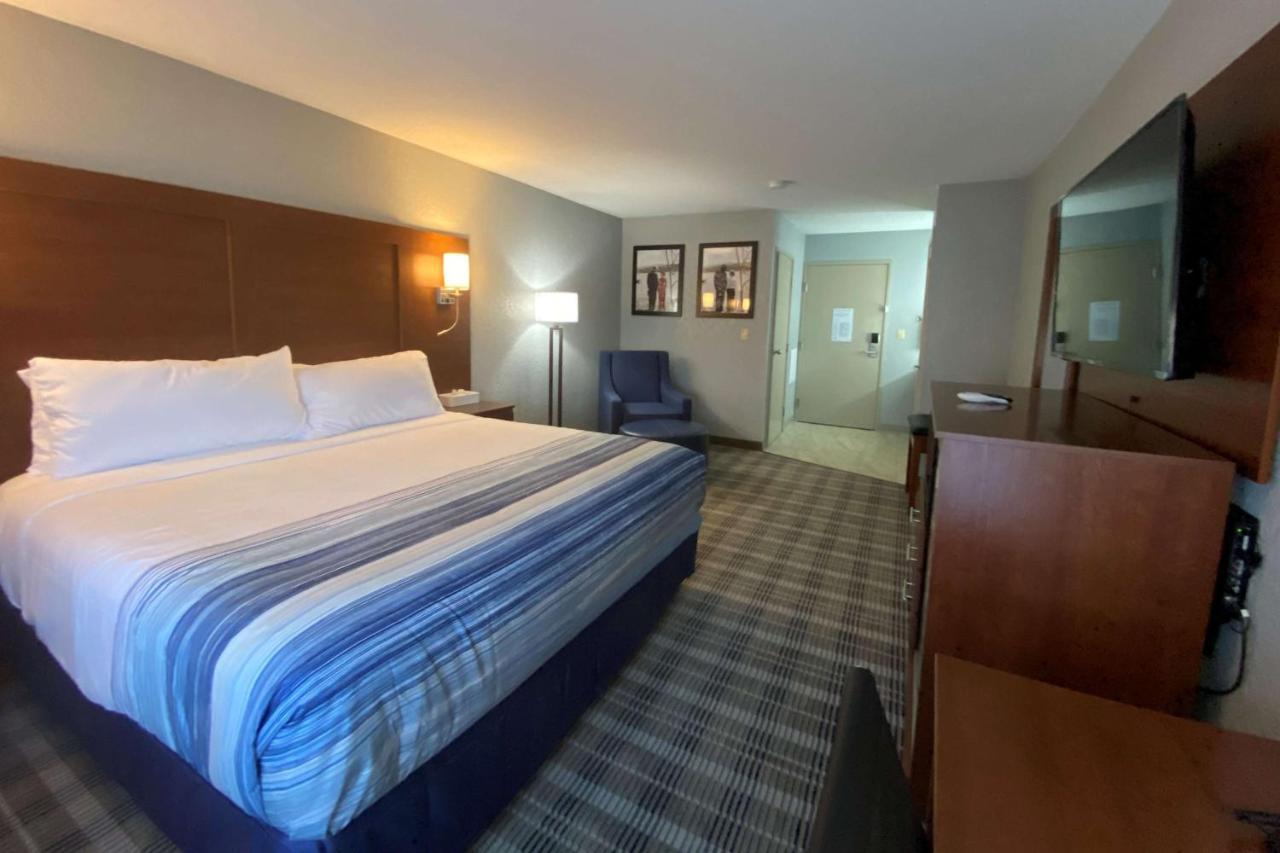 Americinn By Wyndham Williamsburg Zewnętrze zdjęcie