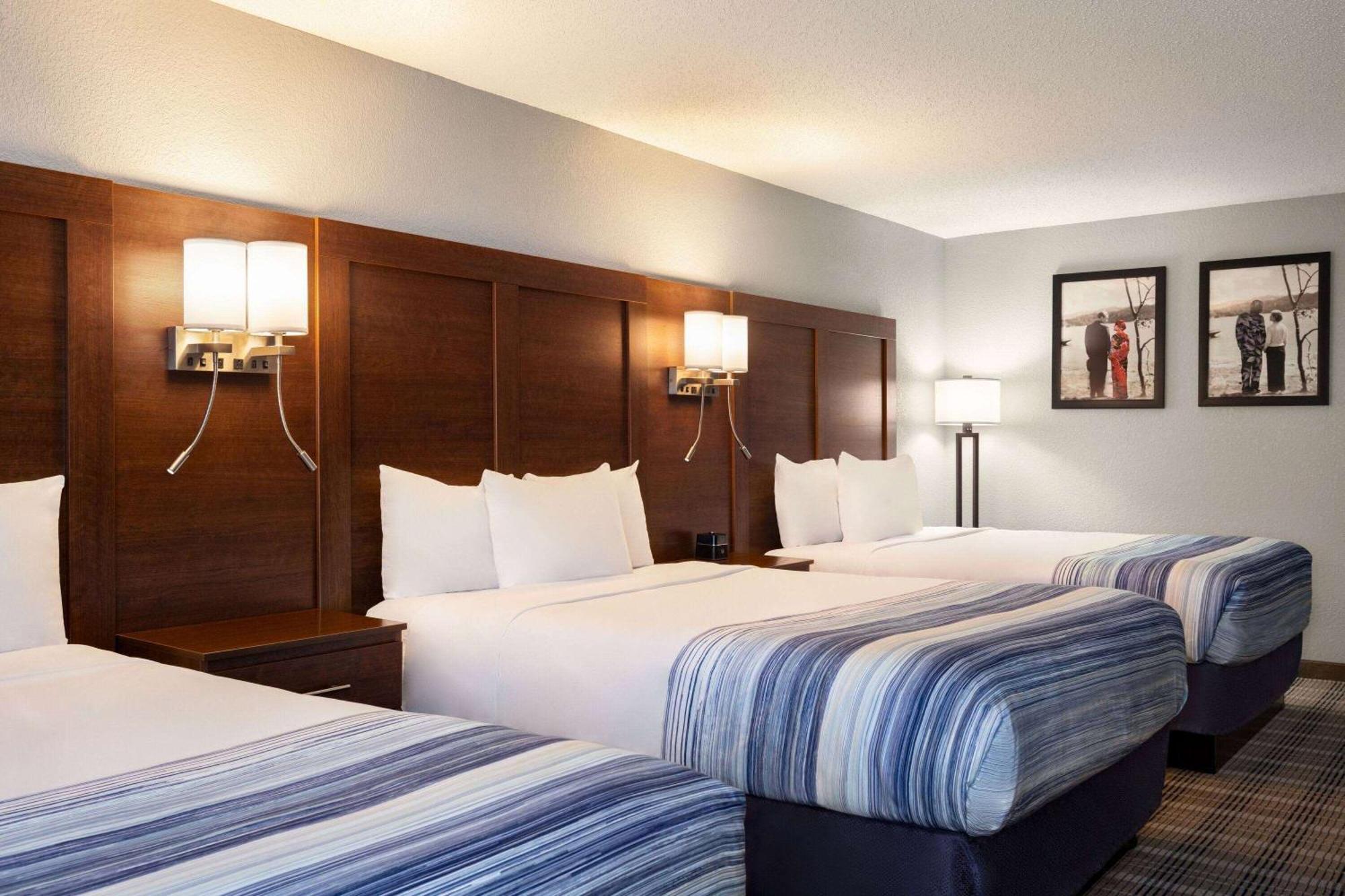 Americinn By Wyndham Williamsburg Zewnętrze zdjęcie