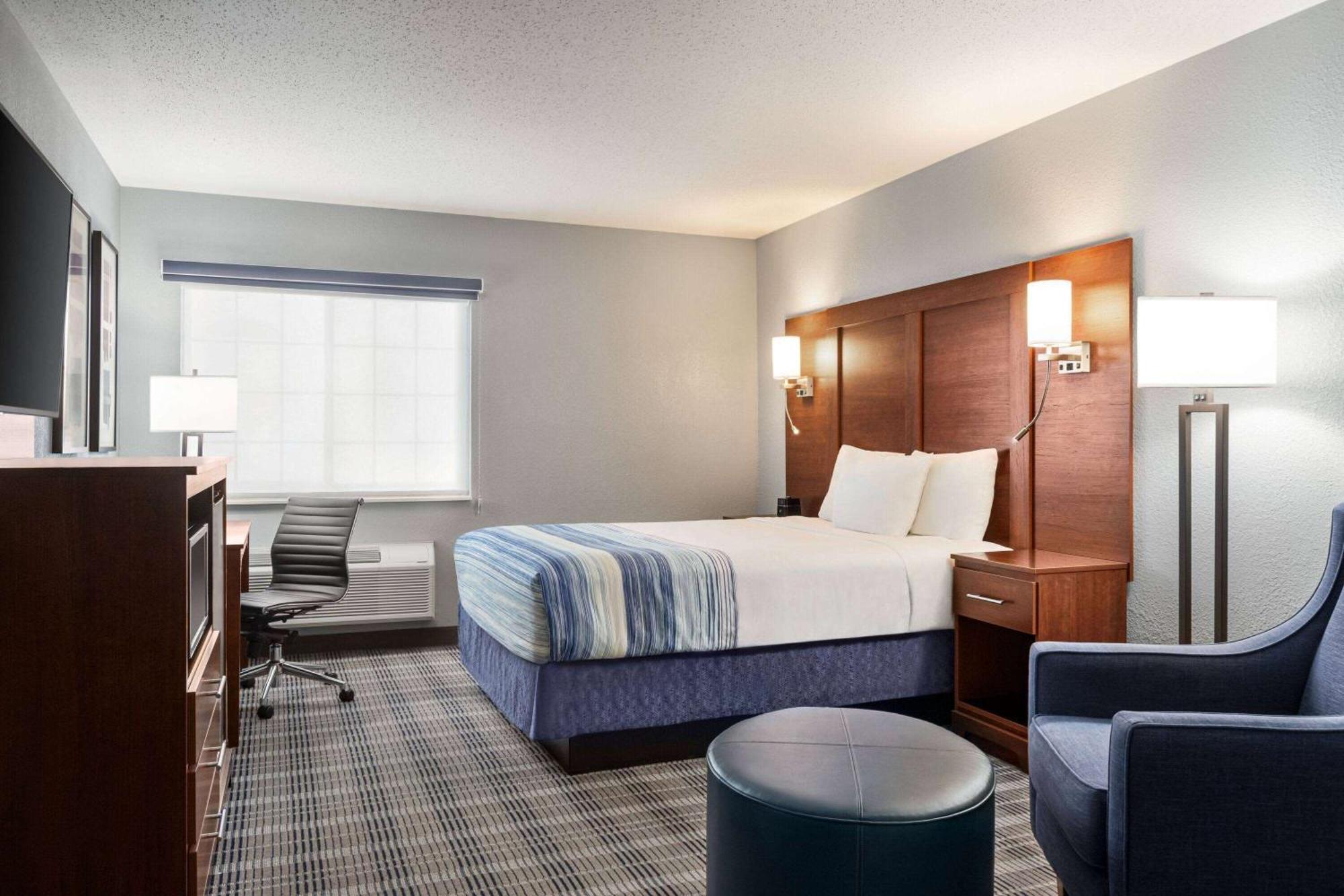 Americinn By Wyndham Williamsburg Zewnętrze zdjęcie
