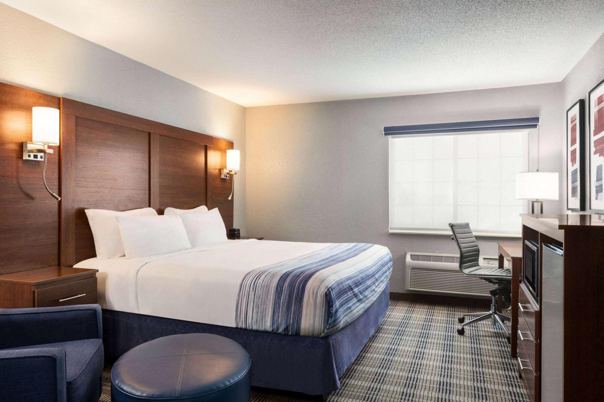 Americinn By Wyndham Williamsburg Zewnętrze zdjęcie