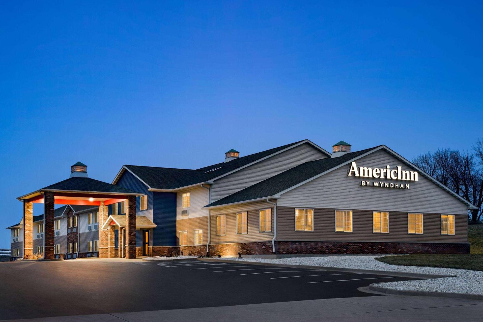 Americinn By Wyndham Williamsburg Zewnętrze zdjęcie