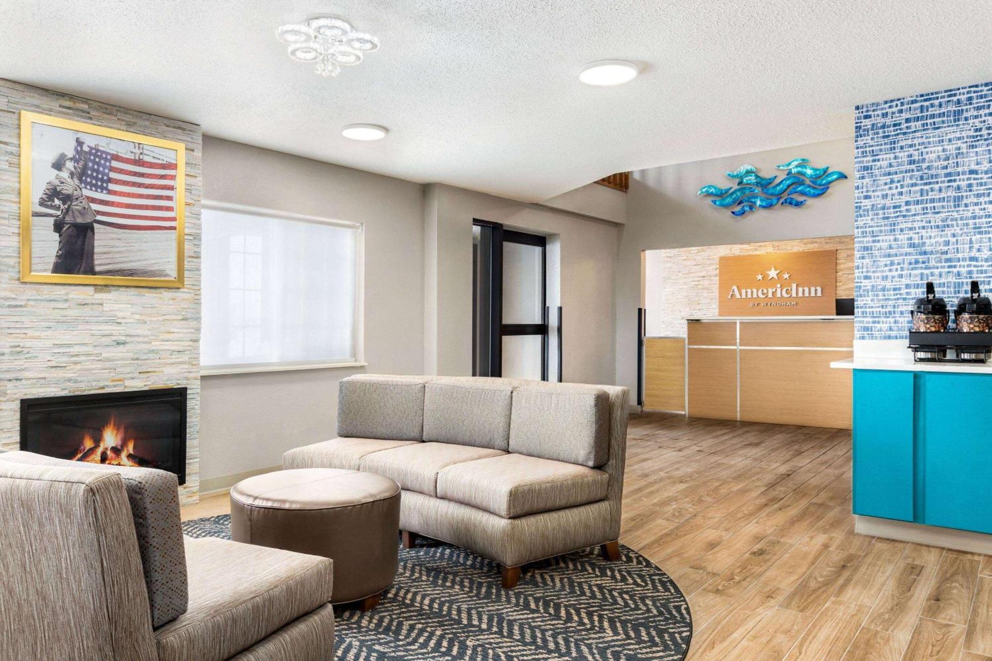 Americinn By Wyndham Williamsburg Zewnętrze zdjęcie