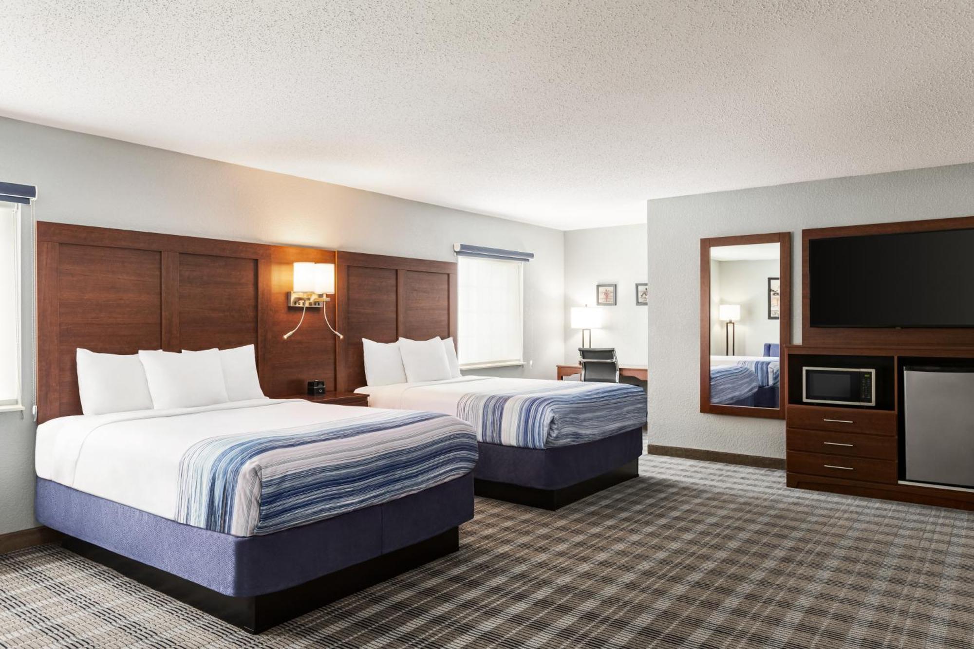 Americinn By Wyndham Williamsburg Zewnętrze zdjęcie